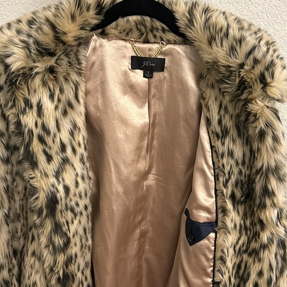 Four button faux fur J. Crew coat - Fall 2019 - Picture 4 of 11